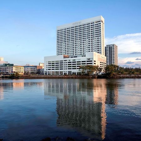 Pullman Miri Waterfront Ξενοδοχείο Εξωτερικό φωτογραφία The Harbor Tower