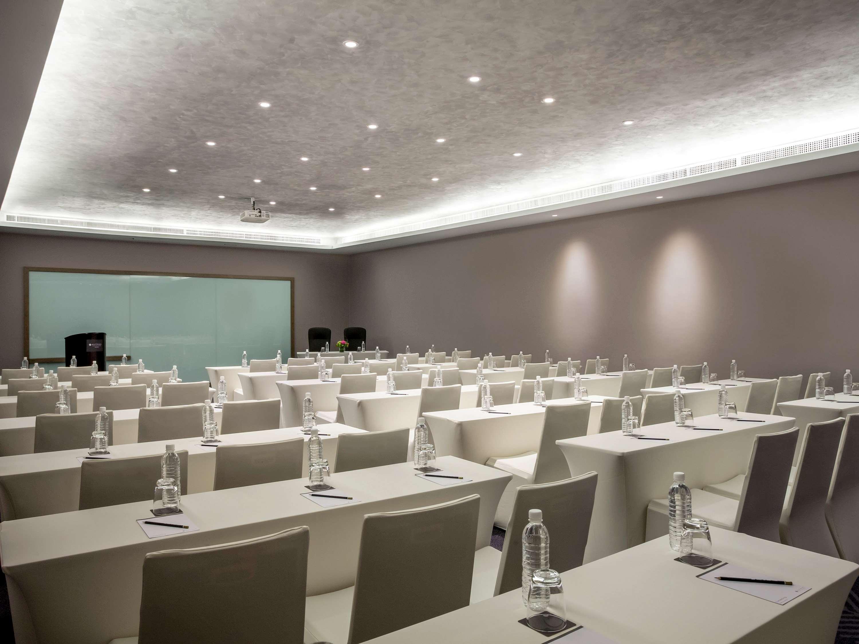 Pullman Miri Waterfront Ξενοδοχείο Εξωτερικό φωτογραφία Meeting room
